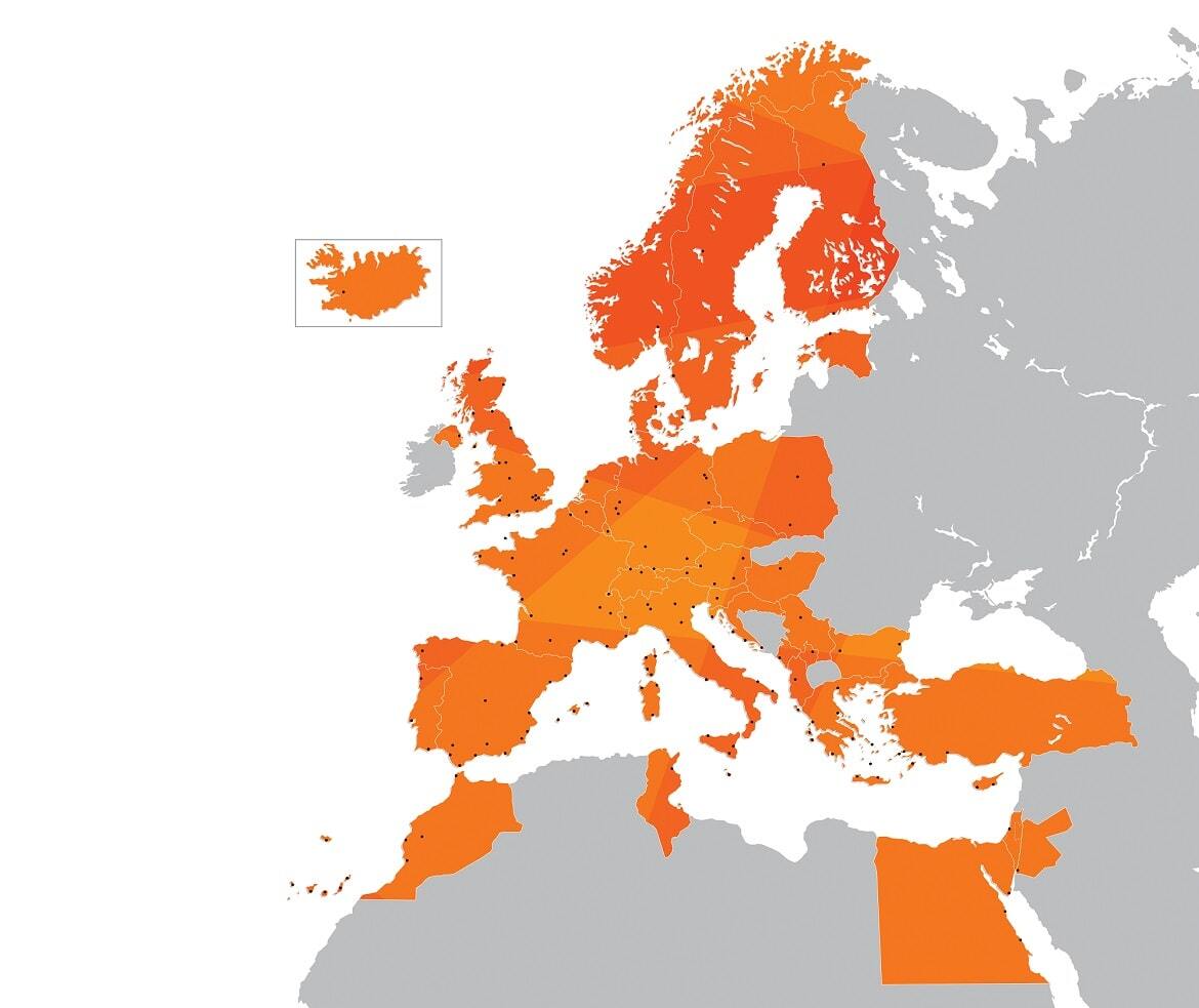 easyJet Honest Review [2023] Should I Fly With Them?